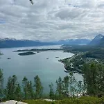 Apartamento Lyngen Lyngseidet