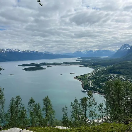 Lejlighed Lyngen Lyngseidet